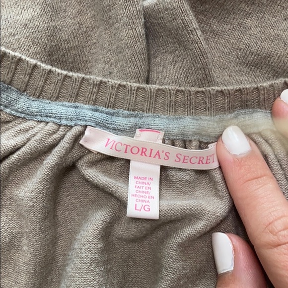 Kiss of Cashmere Moto Cardigan - Picture 12 of 13